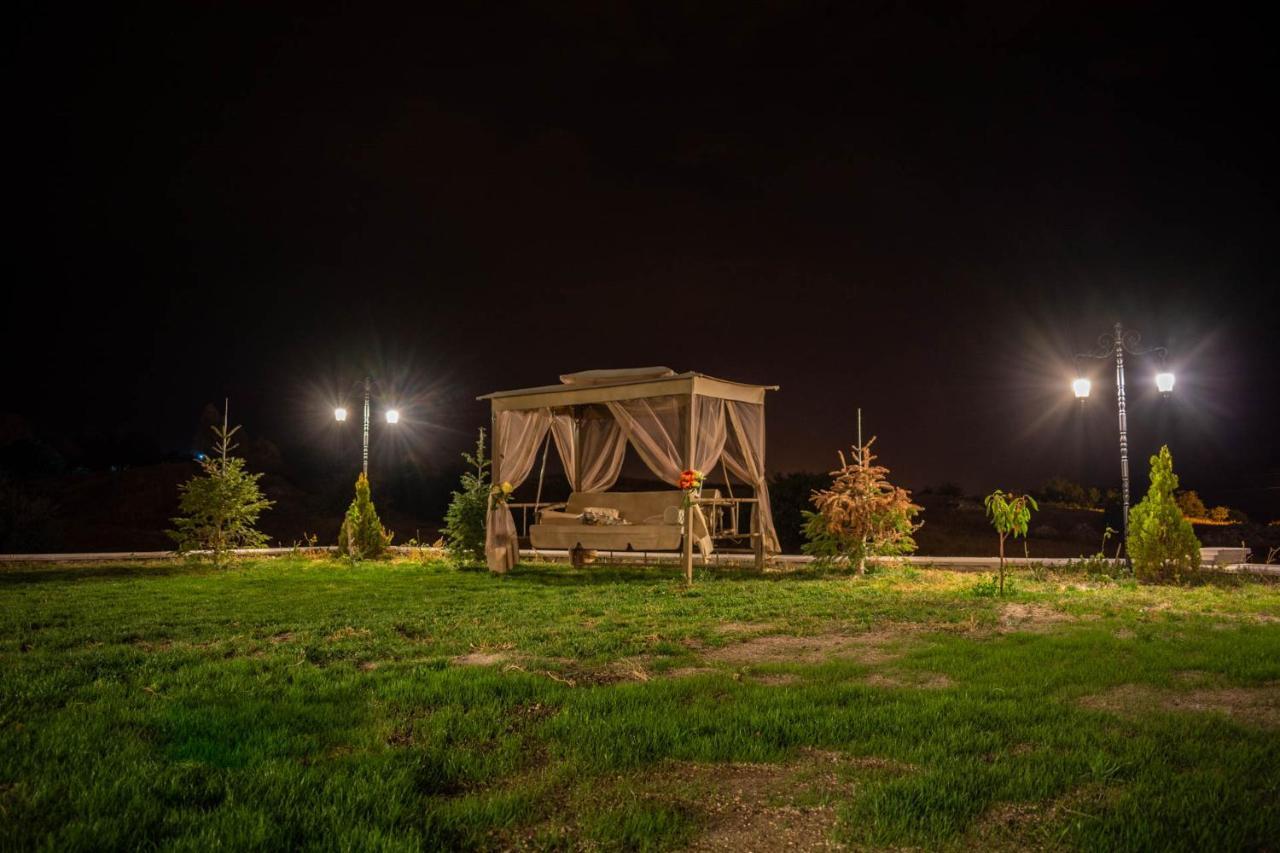 Bed and Breakfast Sobek Stone House Cappadocia Nevşehir Esterno foto